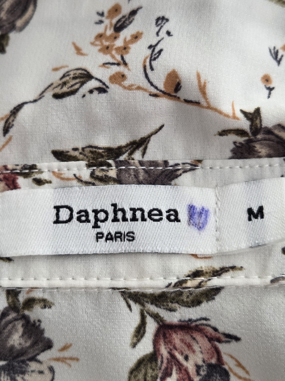 Cream Floral Ruffle Button-Front Blouse - Picture 5 of 5